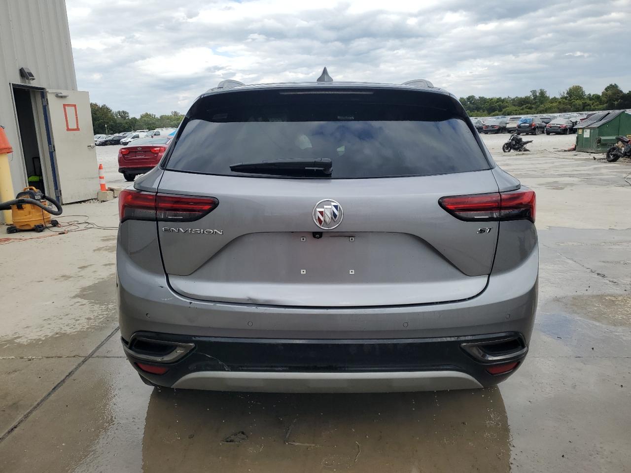 2021 Buick Envision Essence VIN: LRBFZNR40MD138685 Lot: 85560935