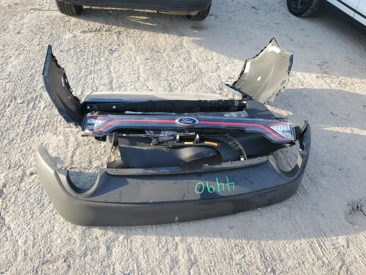 2018 Ford Edge Se VIN: 2FMPK3G9XJBC58973 Lot: 84948345