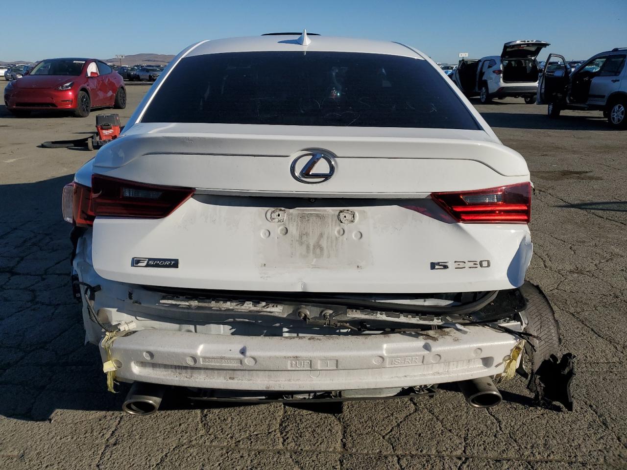 2016 Lexus Is350 VIN: JTHBE1D24G5028049 Lot: 82224755