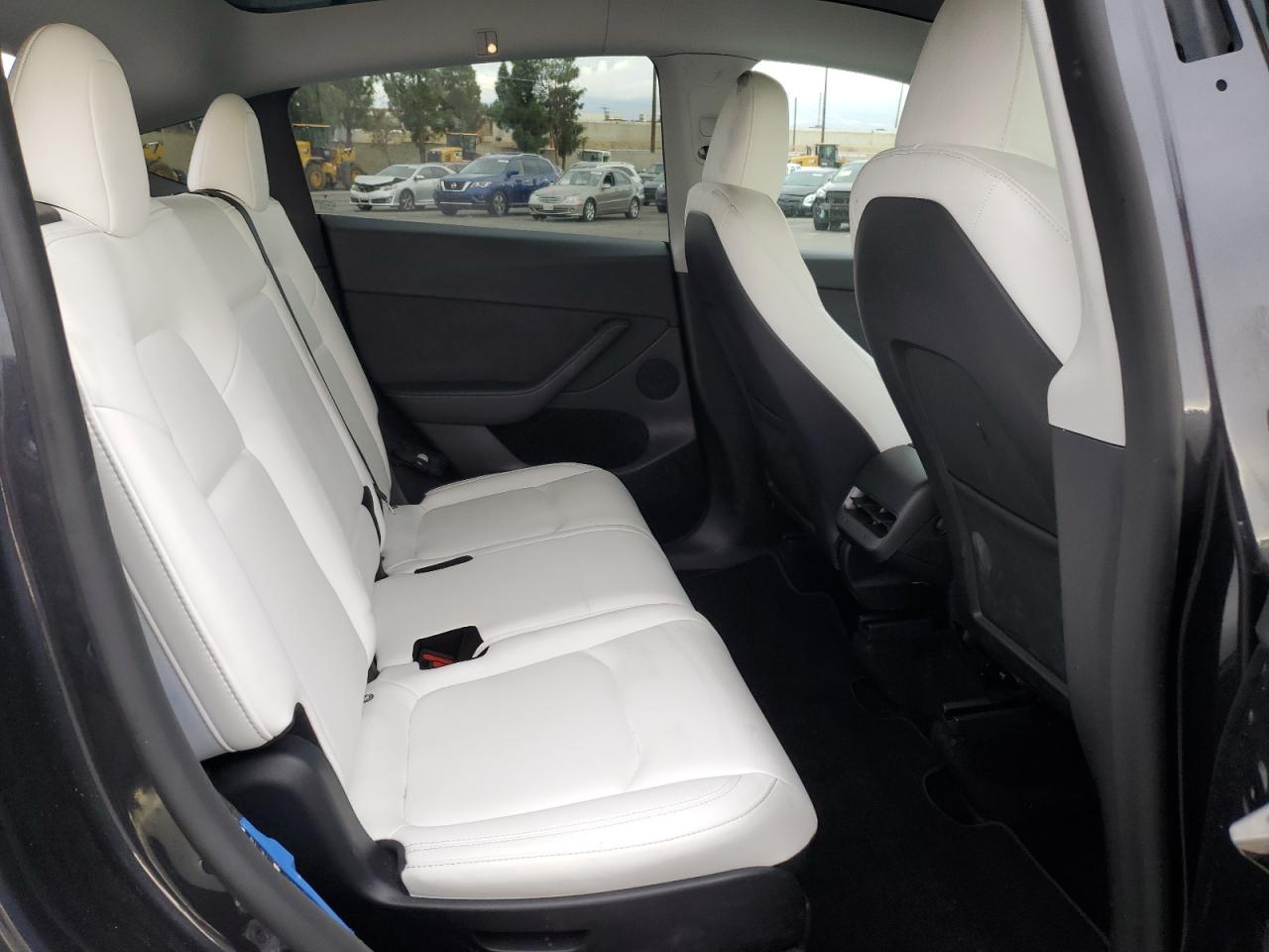 2024 Tesla Model Y VIN: 7SAYGAEE7RF020109 Lot: 84736305