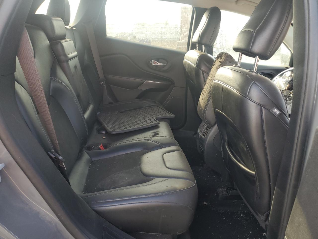 2019 Jeep Cherokee Latitude Plus VIN: 1C4PJMLN9KD365170 Lot: 82586255