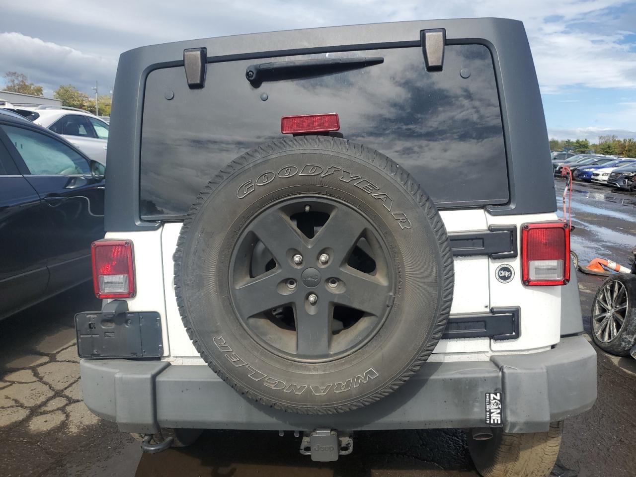 2015 Jeep Wrangler Unlimited Sport VIN: 1C4HJWDG6FL738368 Lot: 85356085