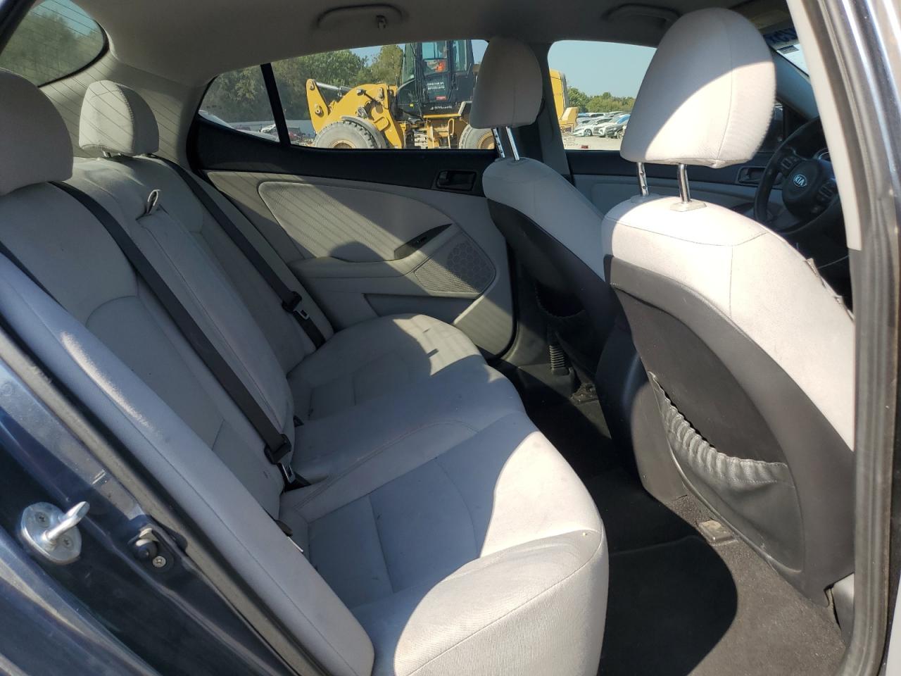 2015 Kia Optima Lx VIN: KNAGM4A72F5570774 Lot: 84941925