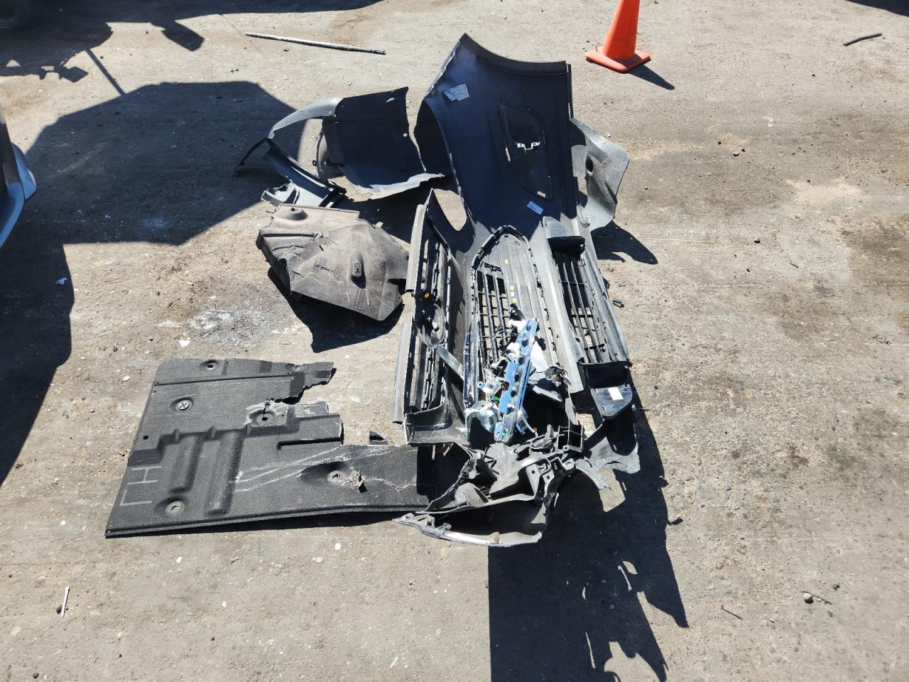 2017 Ford C-Max Se VIN: 1FADP5EU0HL109130 Lot: 85728135