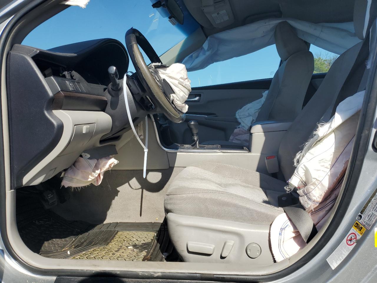 2016 Toyota Camry Le VIN: 4T1BF1FK8GU570199 Lot: 84770055