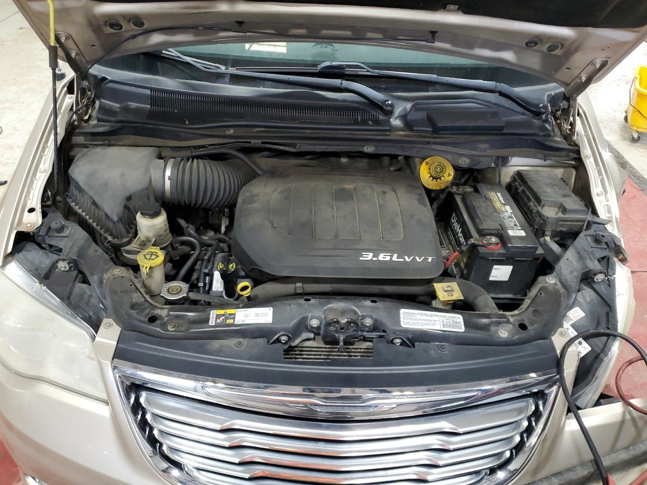 2014 Chrysler Town & Country Touring VIN: 2C4RC1BG4ER403409 Lot: 90503715