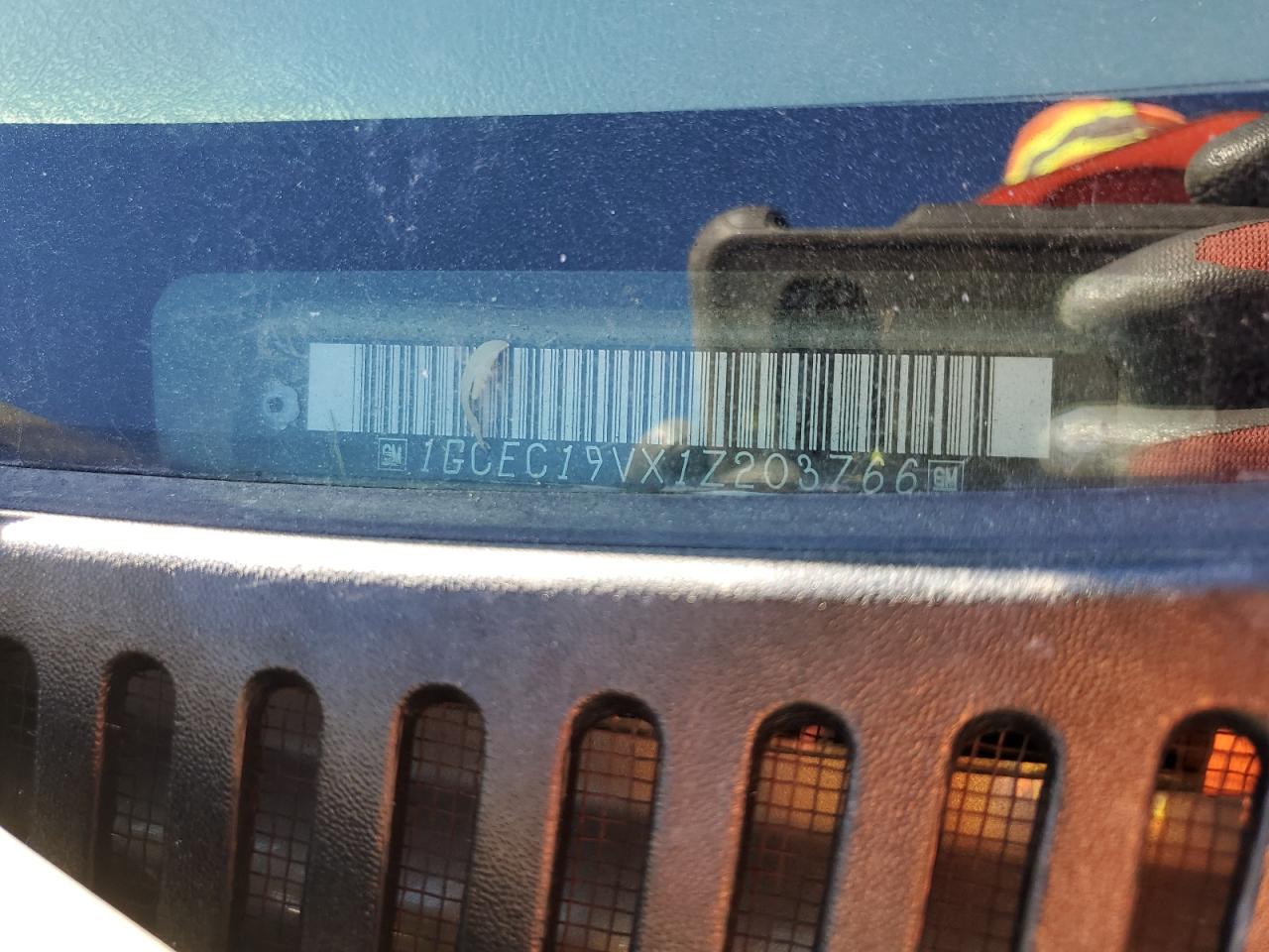 2001 Chevrolet Silverado C1500 VIN: 1GCEC19VX1Z203766 Lot: 85177835