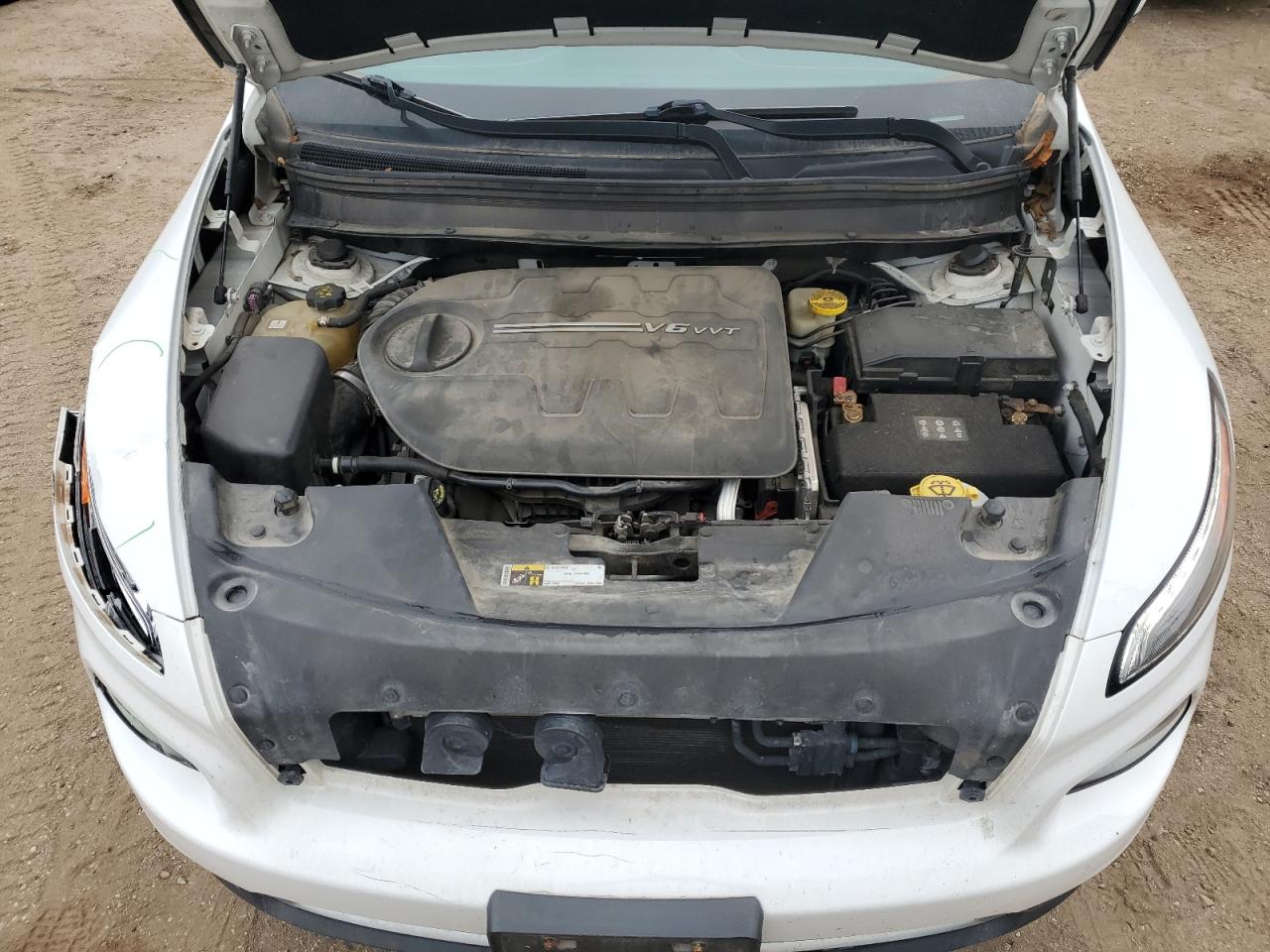 2015 Jeep Cherokee Limited VIN: 1C4PJMDS6FW647216 Lot: 89847215