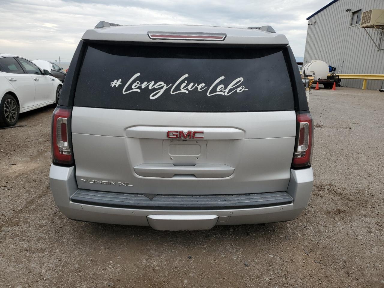 2018 GMC Yukon Xl C1500 Slt VIN: 1GKS1GKC9JR390829 Lot: 86133415