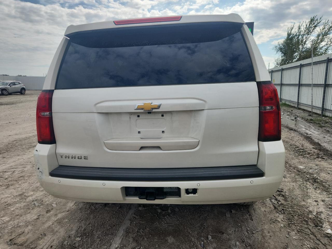 2015 Chevrolet Tahoe C1500 Lt VIN: 1GNSCBKC7FR197960 Lot: 82232255