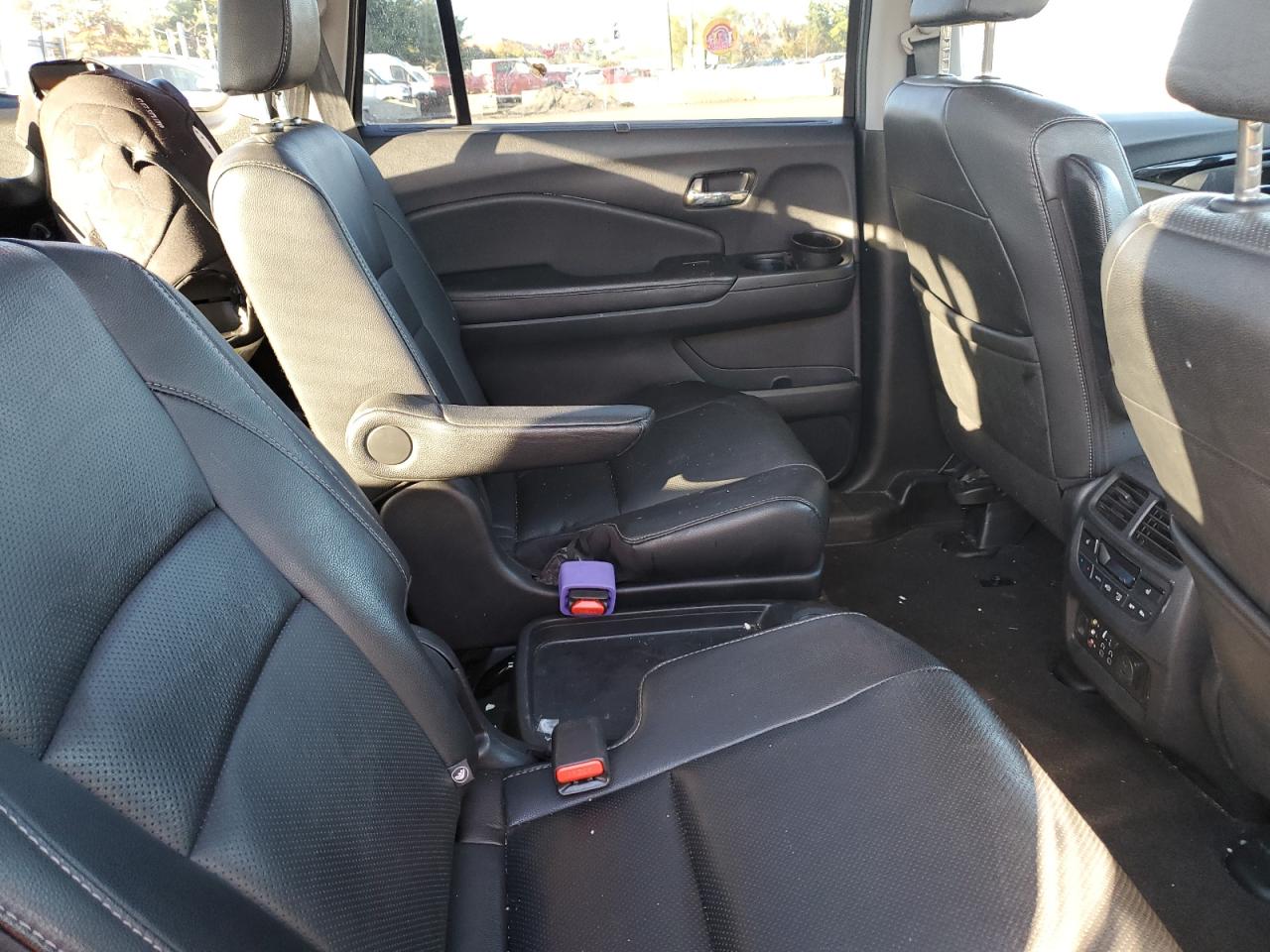 2018 Honda Pilot Elite VIN: 5FNYF6H07JB031032 Lot: 87092275