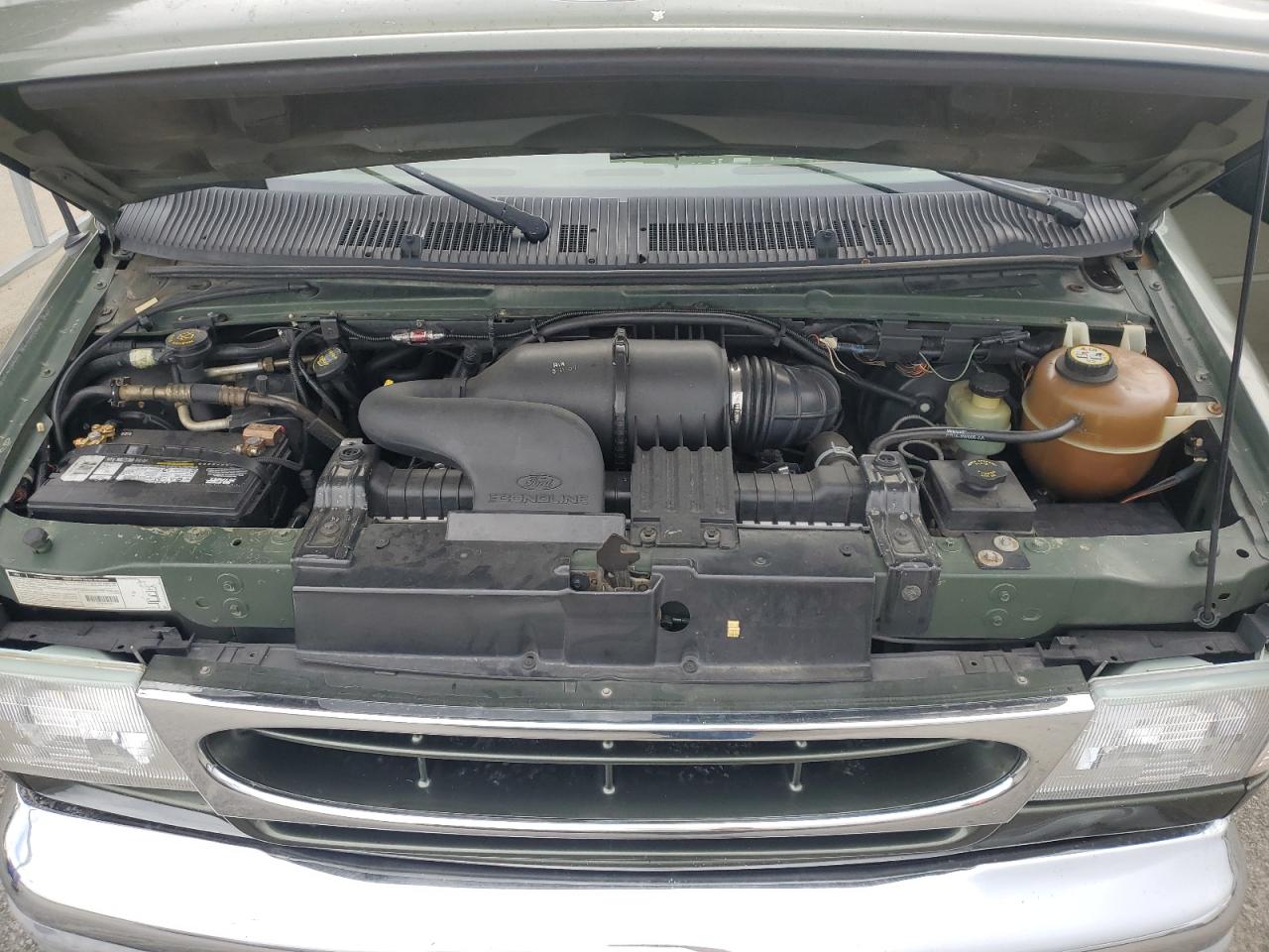 2002 Ford Econoline E150 Wagon VIN: 1FMRE11L32HB05560 Lot: 85108195