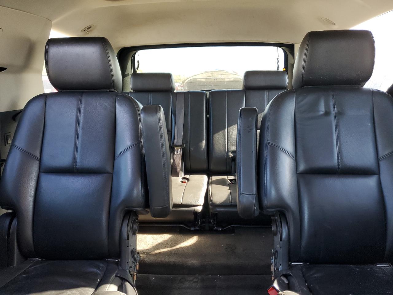 2013 Chevrolet Tahoe K1500 Lt VIN: 1GNSKBE0XDR165392 Lot: 85956755