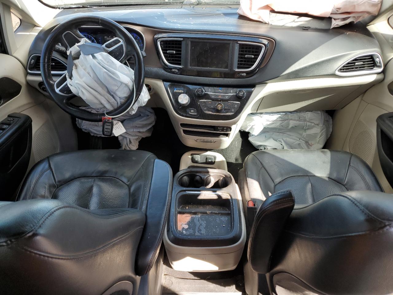 2019 Chrysler Pacifica Touring L VIN: 2C4RC1BG7KR651486 Lot: 83827225