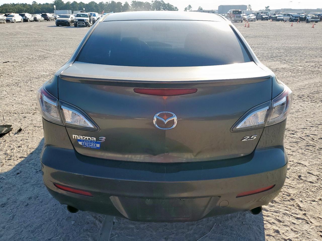 2010 Mazda 3 S VIN: JM1BL1S62A1130476 Lot: 82227315