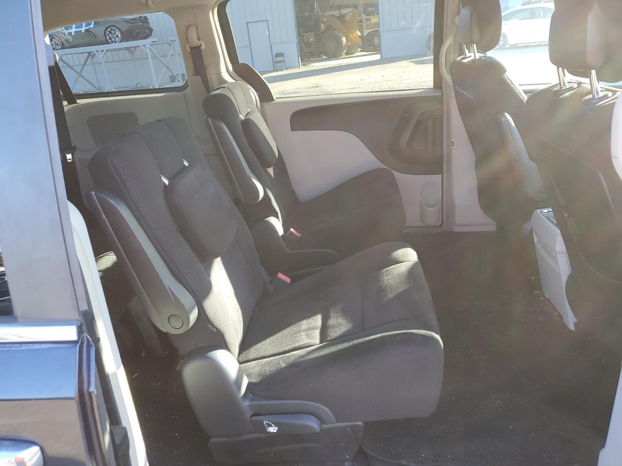 2011 Chrysler Town & Country Touring VIN: 2A4RR5DG5BR603997 Lot: 90998175