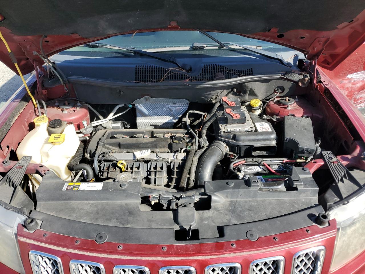 2014 Jeep Compass Latitude VIN: 1C4NJCEA8ED529623 Lot: 81993555