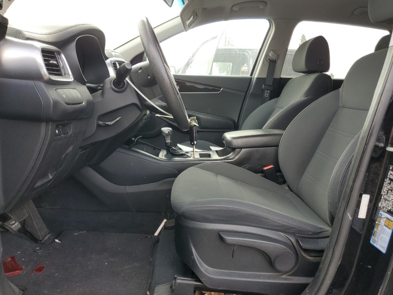 2019 Kia Sorento L VIN: 5XYPG4A39KG593042 Lot: 86433555