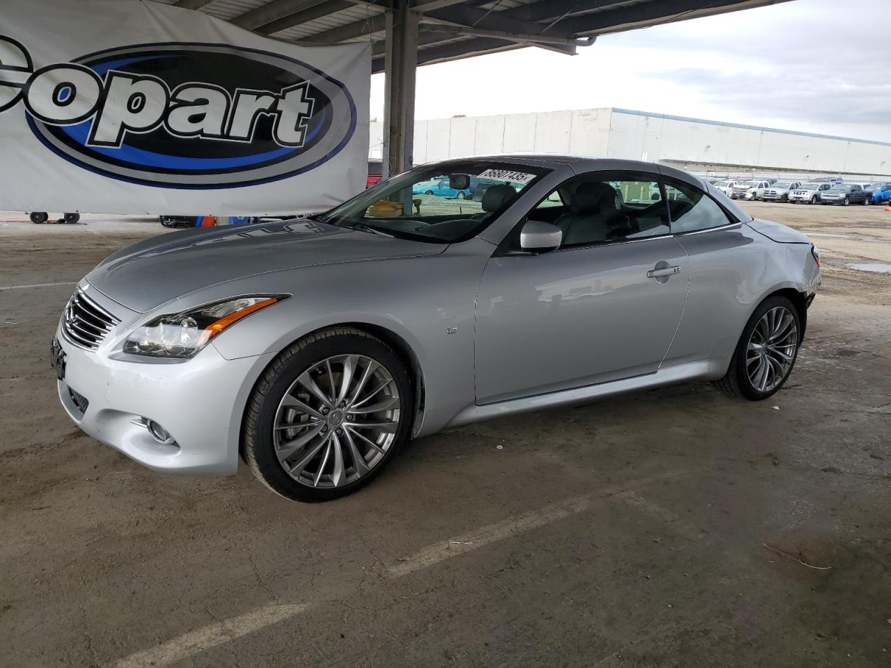 2015 Infiniti Q60 Base