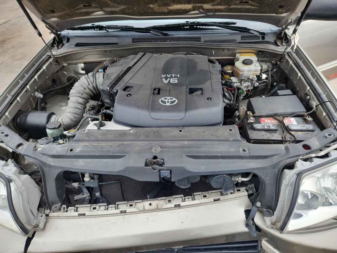 2004 Toyota 4Runner Sr5 VIN: JTEBU14R840029548 Lot: 84065725