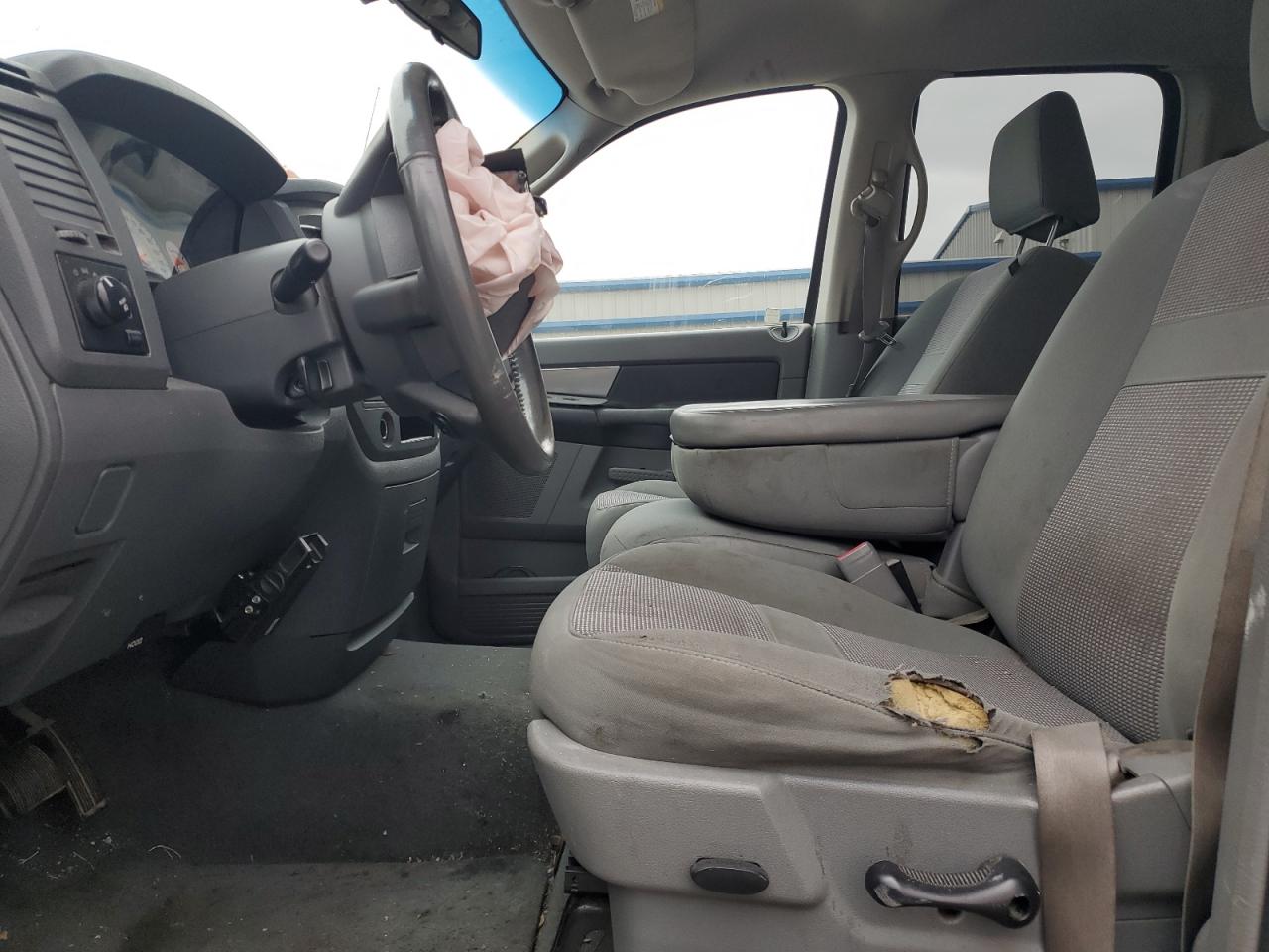 2007 Dodge Ram 1500 St VIN: 1D7HU18237S179643 Lot: 90520595