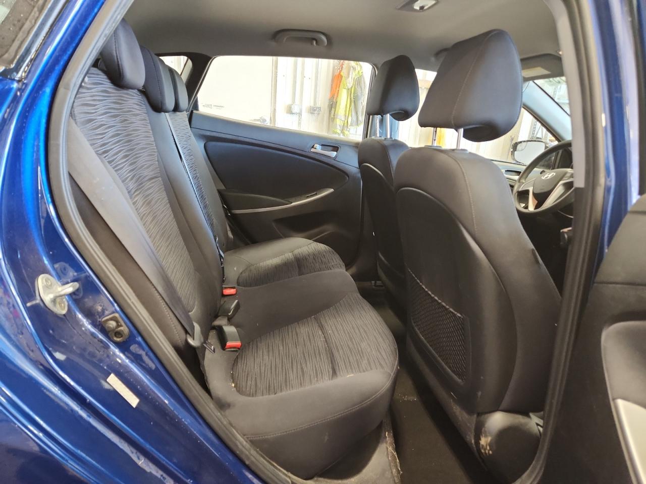 2015 Hyundai Accent Gs VIN: KMHCT5AE4FU225160 Lot: 85588275