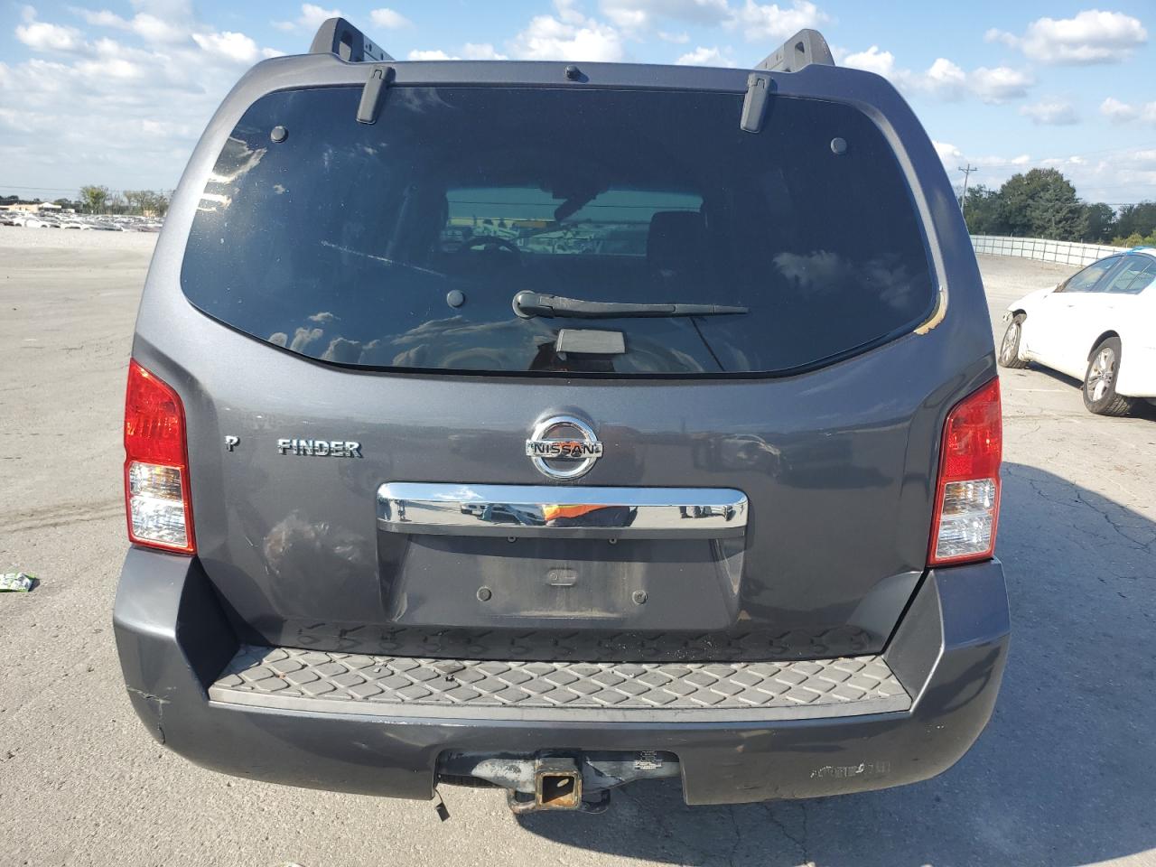 2011 Nissan Pathfinder S VIN: 5N1AR1NNXBC630013 Lot: 82232935