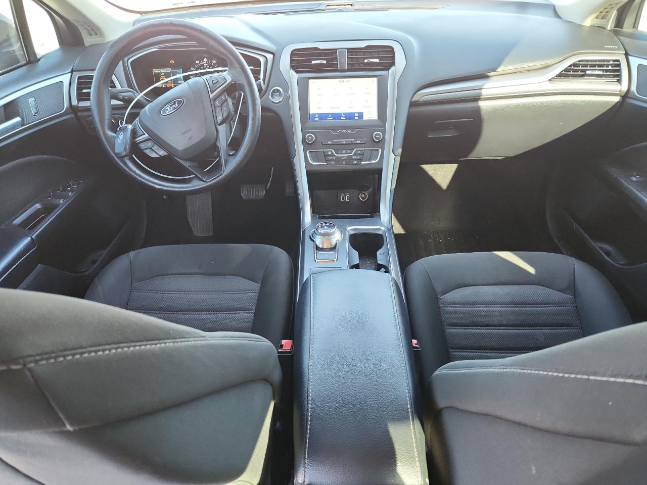 2020 Ford Fusion Se VIN: 3FA6P0HD2LR110880 Lot: 71997255