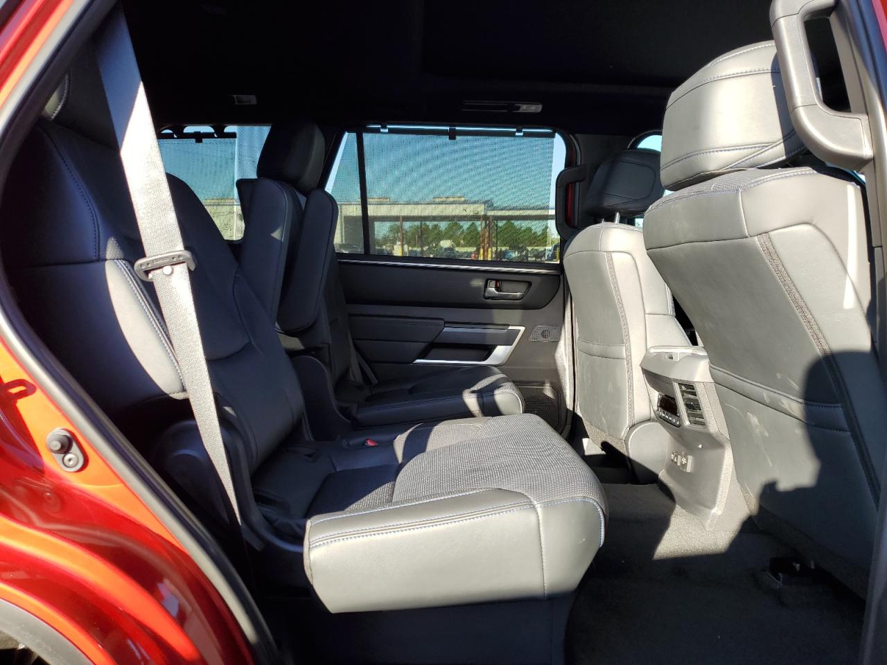 2025 Toyota Sequoia Sr5 VIN: 7SVAAABA6SX064119 Lot: 82445085