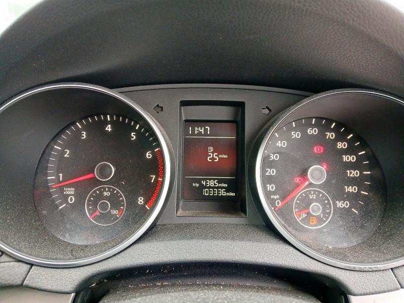2010 VOLKSWAGEN GOLF S TSI 