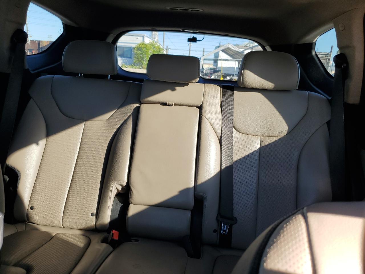 2019 Hyundai Santa Fe Limited VIN: 5NMS53AA1KH010560 Lot: 87085925