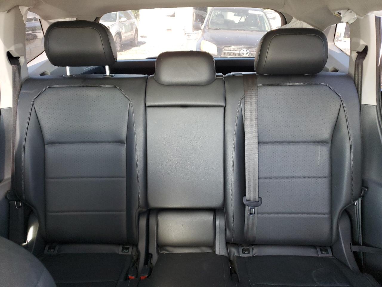 2018 Volkswagen Tiguan Se VIN: 3VV2B7AX7JM101706 Lot: 81882865