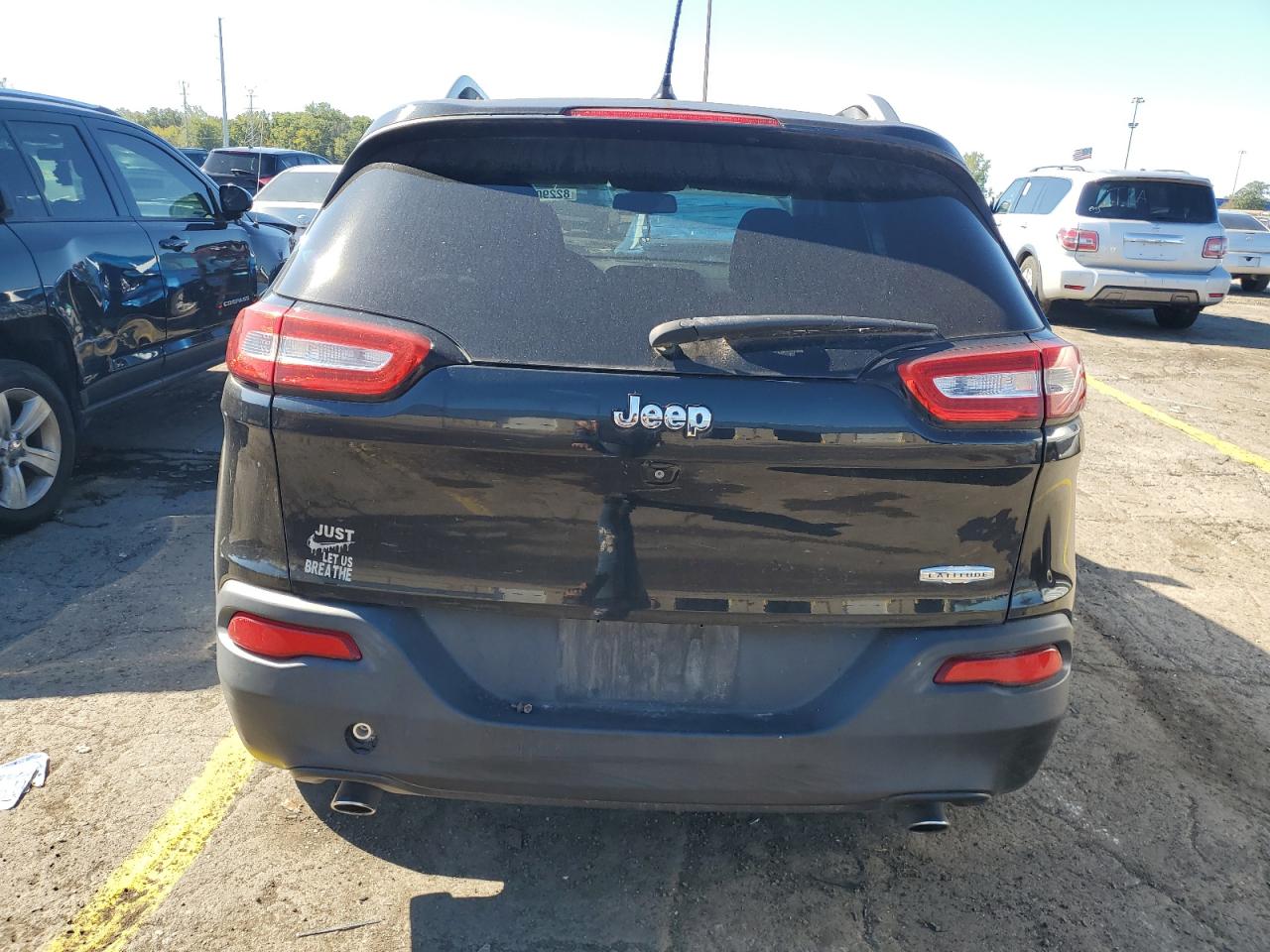 2014 Jeep Cherokee Latitude VIN: 1C4PJLCS9EW105179 Lot: 82290845