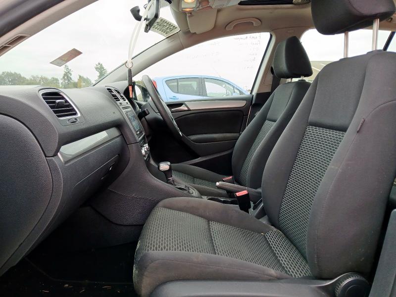 2011 VOLKSWAGEN GOLF S TSI S-A 