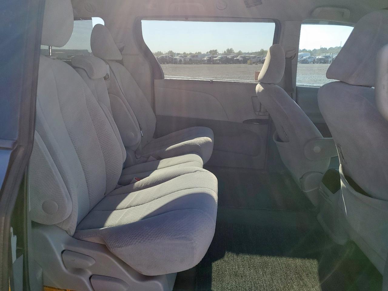 2013 Toyota Sienna Le VIN: 5TDKK3DC3DS331974 Lot: 82436305