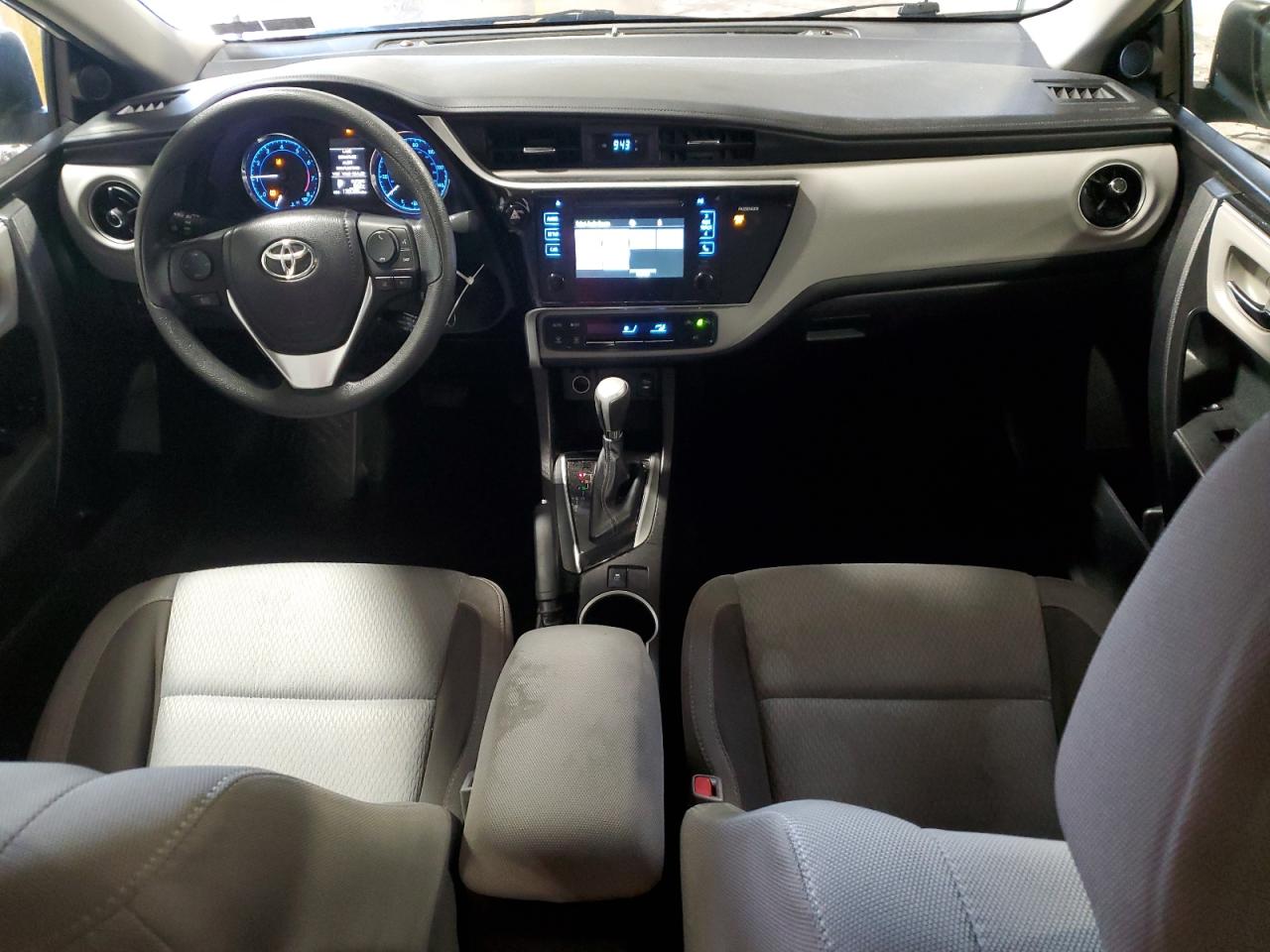 2017 Toyota Corolla L VIN: 5YFBURHE4HP668158 Lot: 86309845