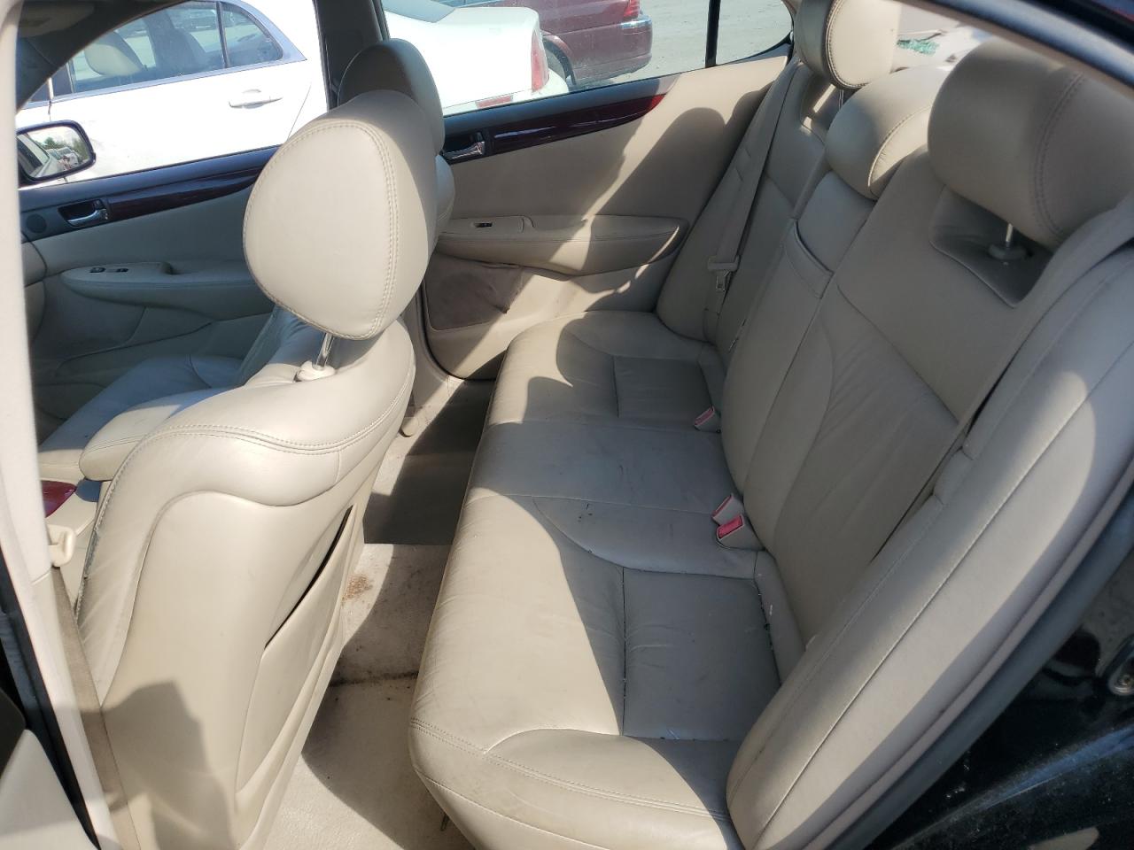 2004 Lexus Es 330 VIN: JTHBA30G745018779 Lot: 84465435