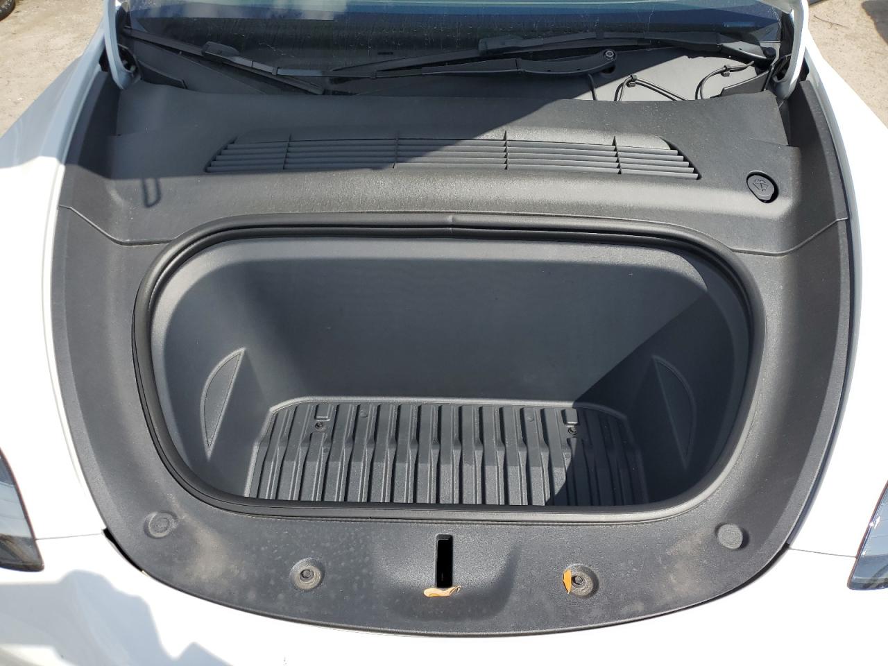 2023 Tesla Model Y VIN: 7SAYGDEE2PA051893 Lot: 85704345