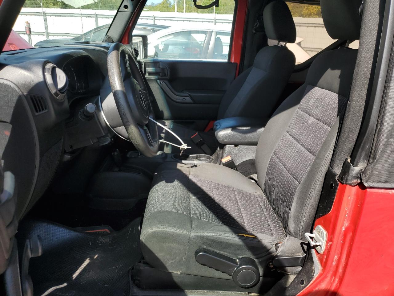 2011 Jeep Wrangler Sport VIN: 1J4AA2D14BL597763 Lot: 81834875