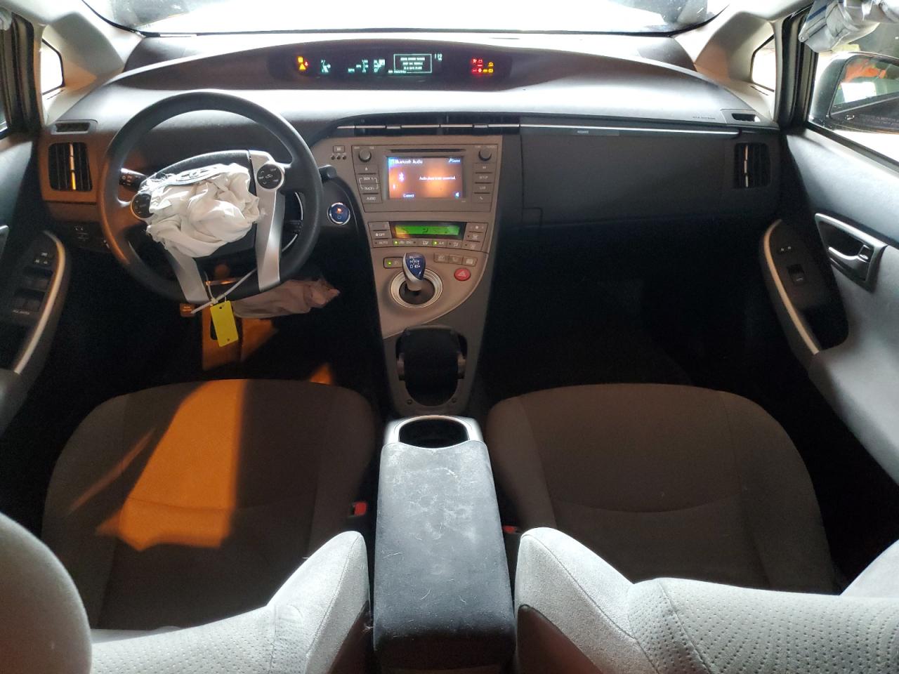 2015 Toyota Prius VIN: JTDKN3DU7F1975400 Lot: 82179445