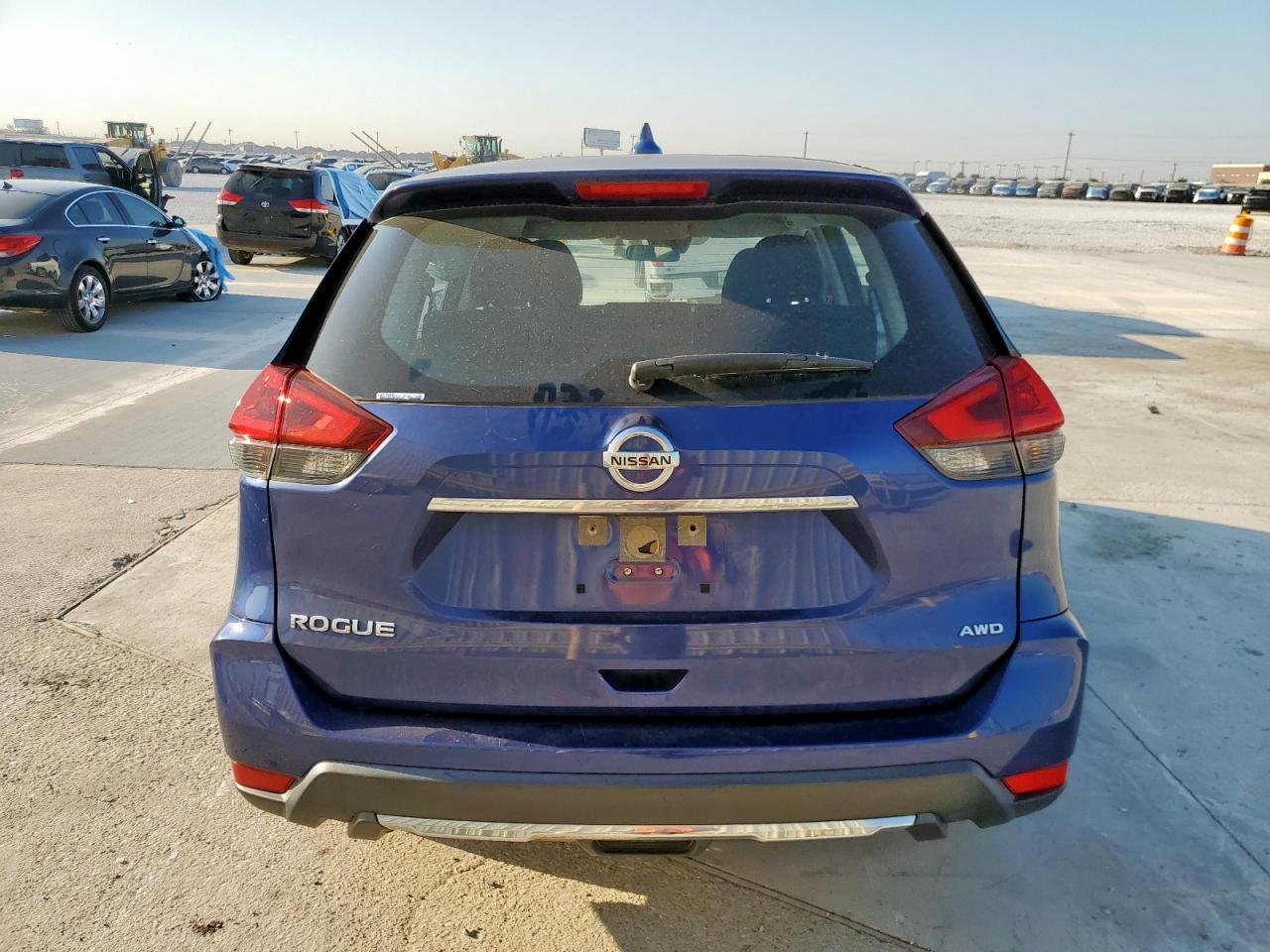 2019 Nissan Rogue S VIN: JN8AT2MV4KW372104 Lot: 82176185