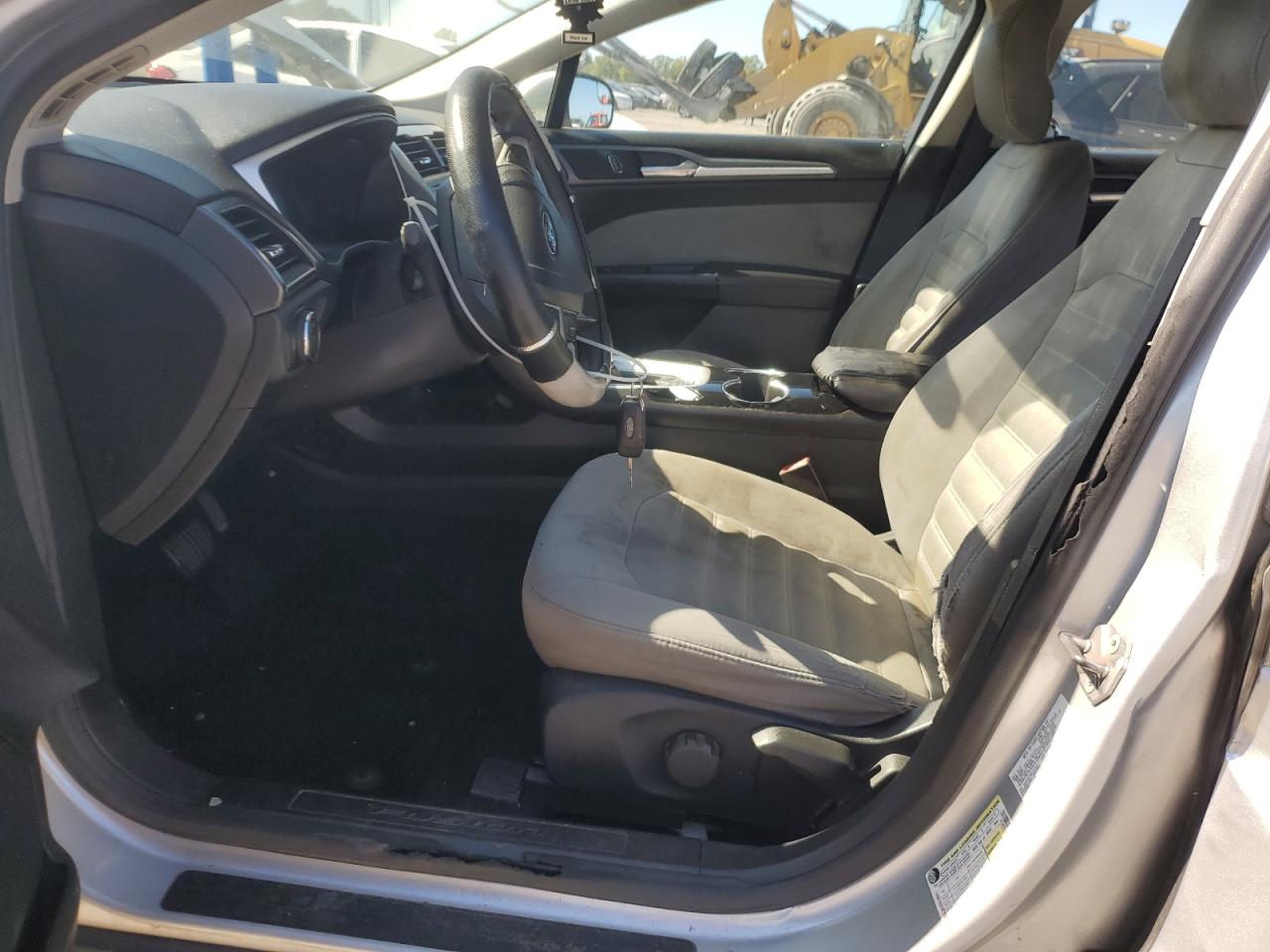 2015 Ford Fusion S VIN: 3FA6P0G79FR135226 Lot: 81804685