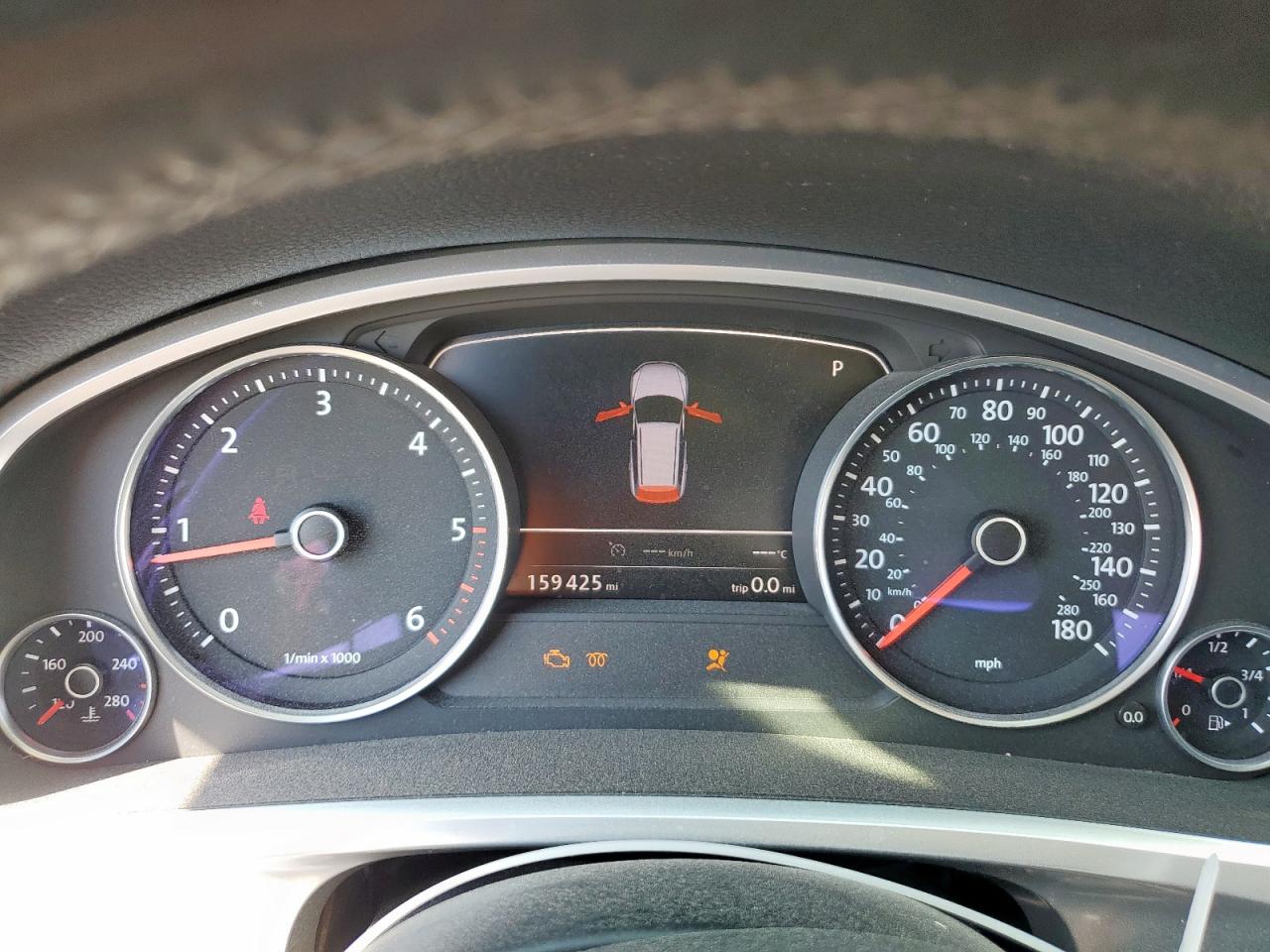 2013 Volkswagen Touareg V6 Tdi VIN: WVGEP9BP0DD013339 Lot: 82204715