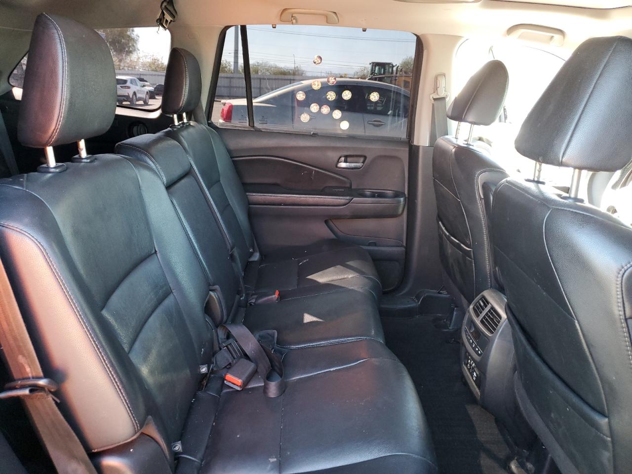 2018 Honda Pilot Touring VIN: 5FNYF5H95JB017056 Lot: 85129355
