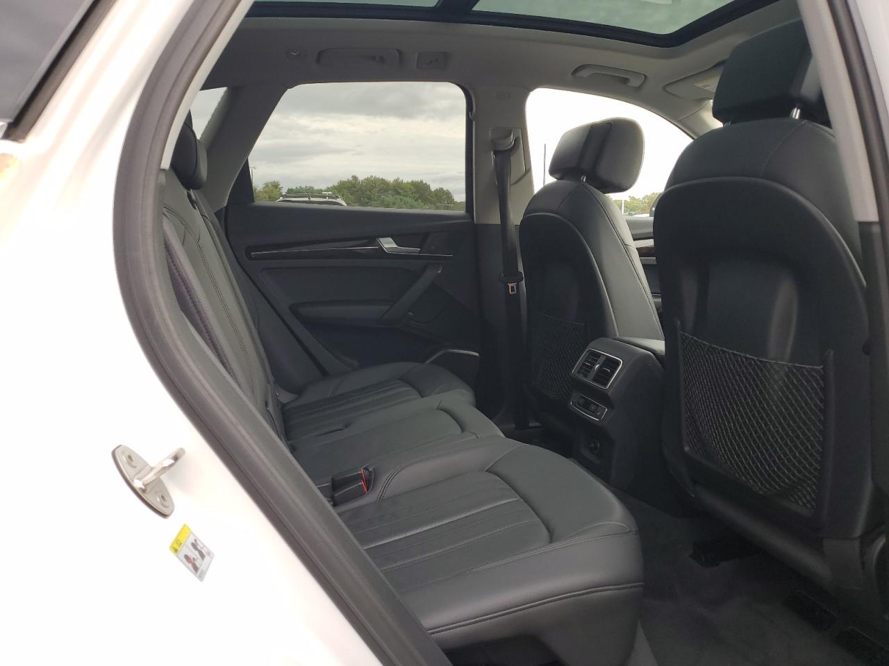 2018 Audi Q5 Premium Plus VIN: WA1BNAFY5J2003697 Lot: 86830235