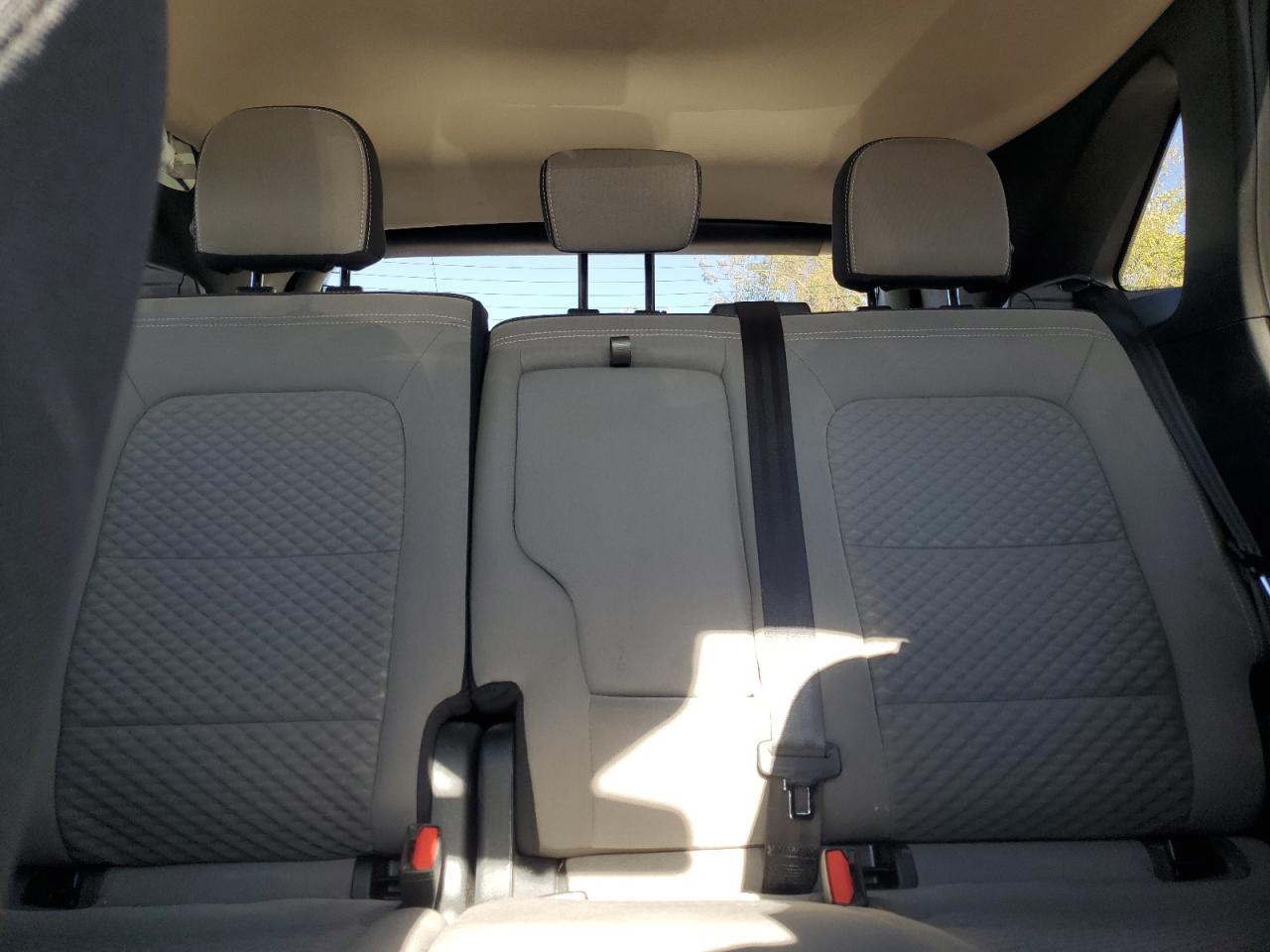 2020 Ford Escape Se VIN: 1FMCU0G68LUB03753 Lot: 89502255