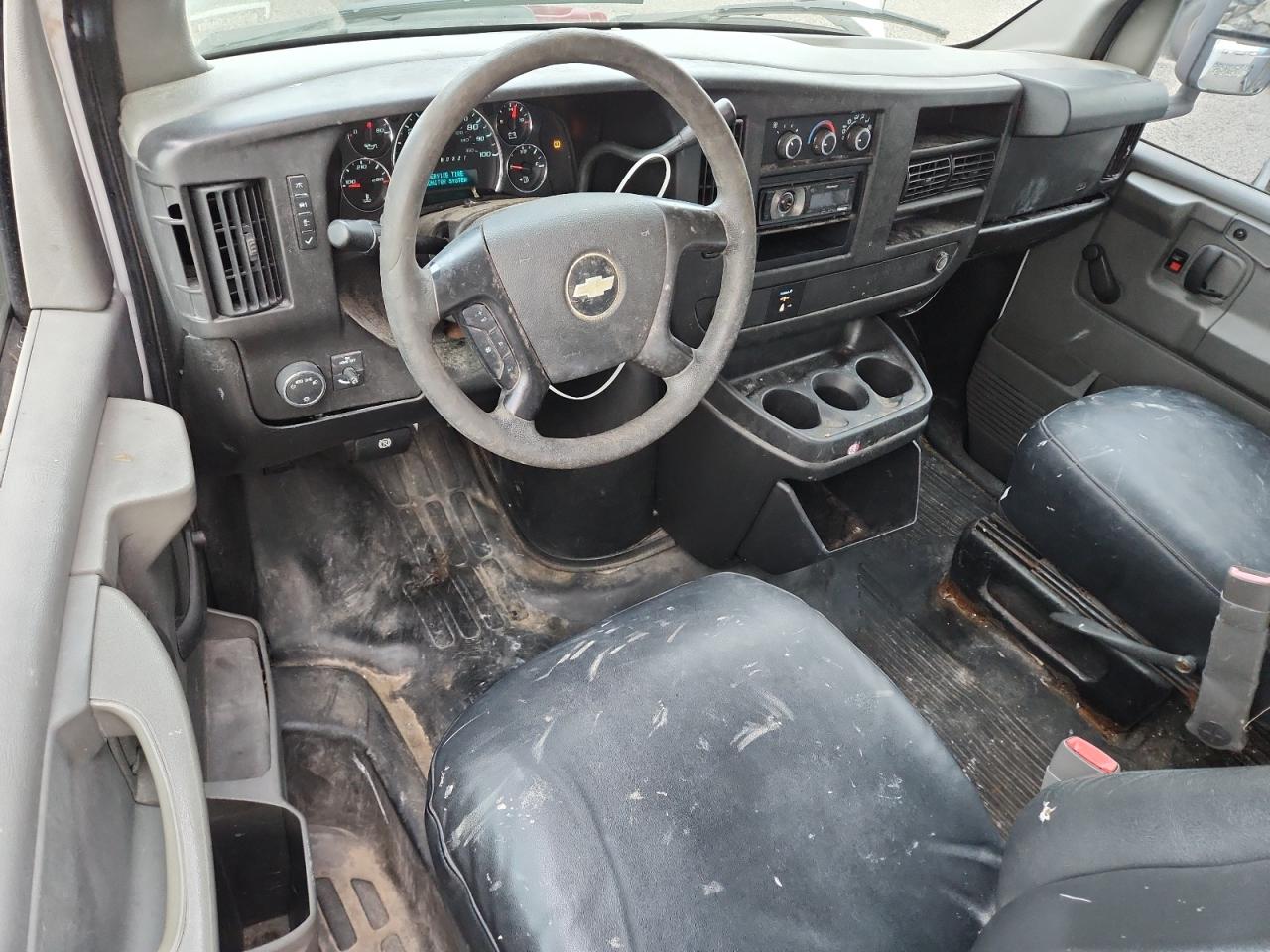 2009 Chevrolet Express Box Truck VIN: 1GBHG31C491174545 Lot: 89712245