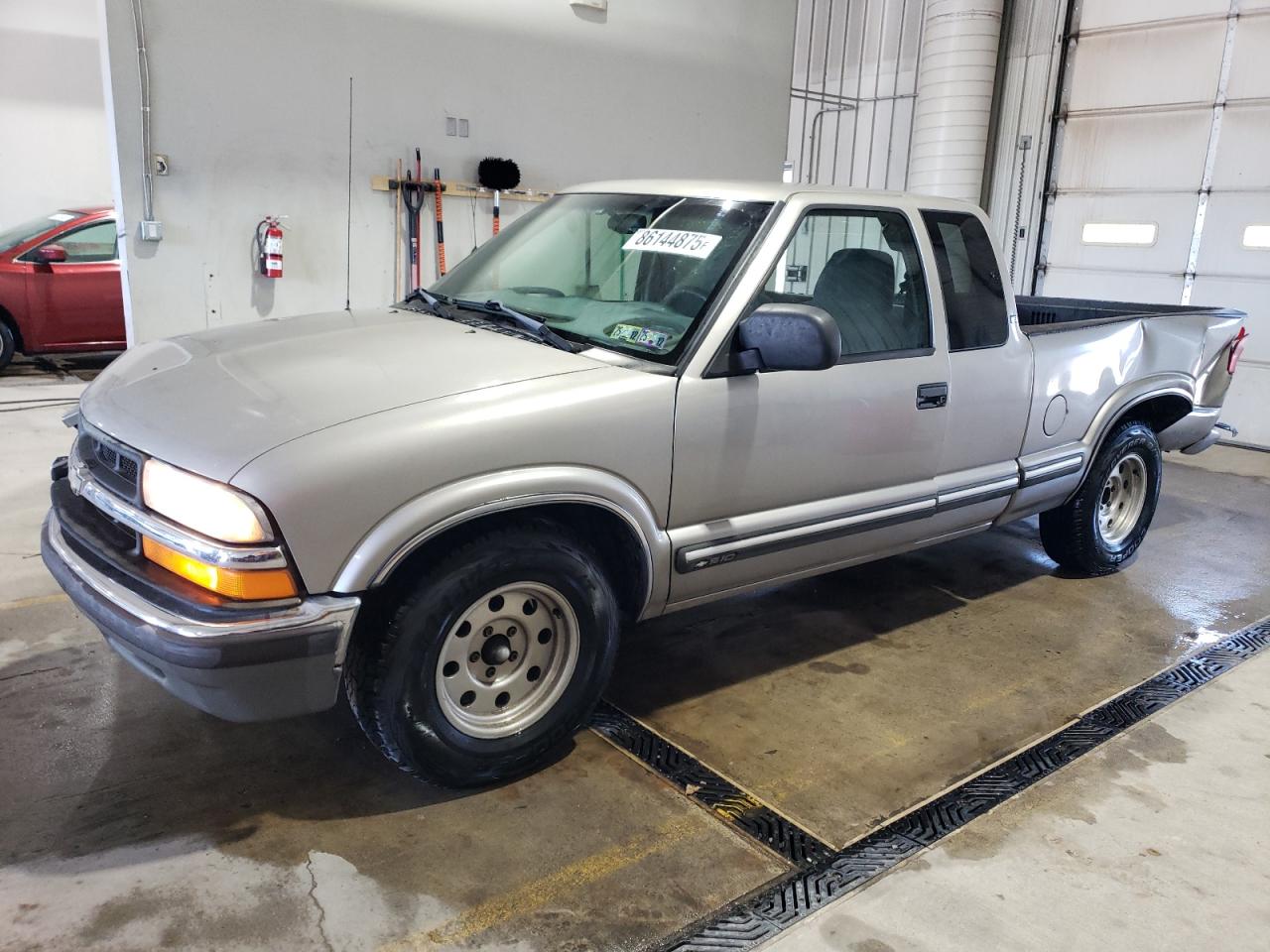 CHEVROLET S10 2002. Lot# 86144875. VIN 1GCCS19W228240384. Photo 1
