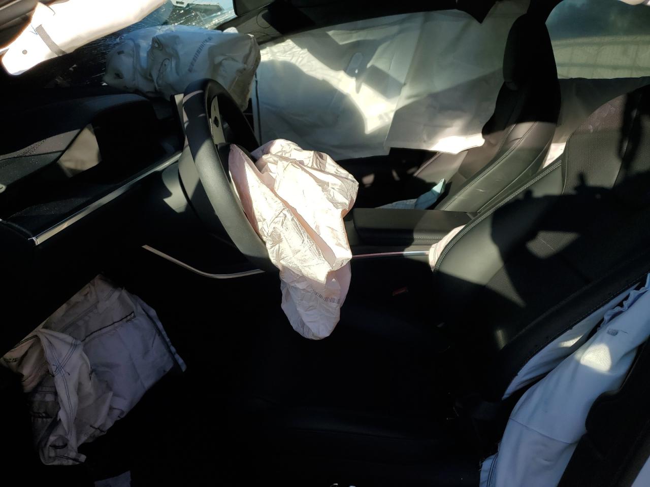 2024 Tesla Model X VIN: 7SAXCBE54RF459703 Lot: 81952325