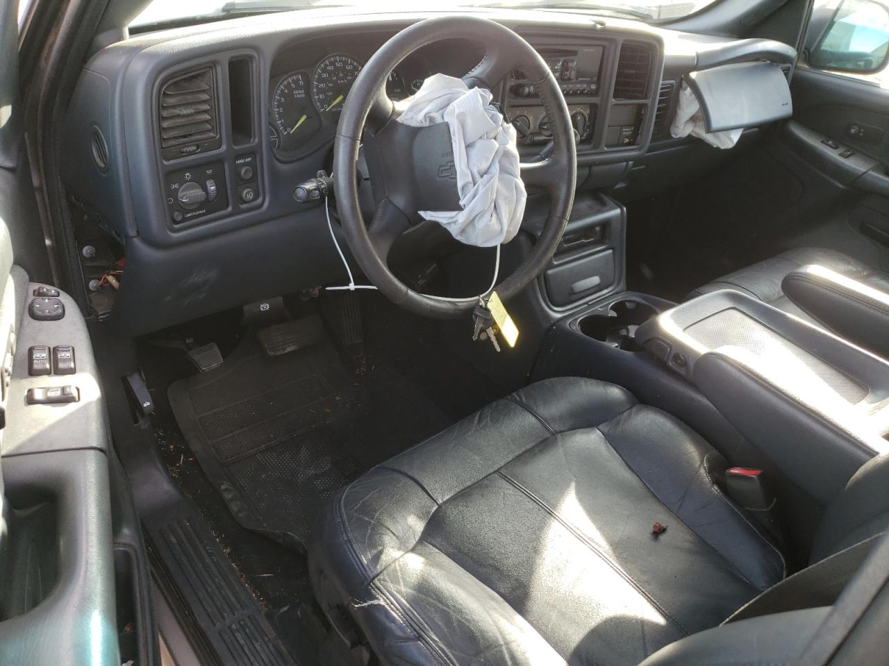 2000 Chevrolet Silverado C1500 VIN: 1GCEC19T4YZ370231 Lot: 82366445